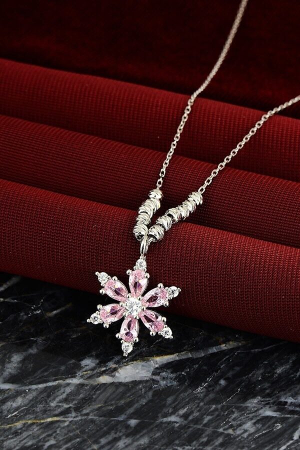 925 Ayar Gümüş Zincirli Dorika Toplu Pembe Taşlı Lotus Kamelya Çiçeği Kolye - Sertifikalı